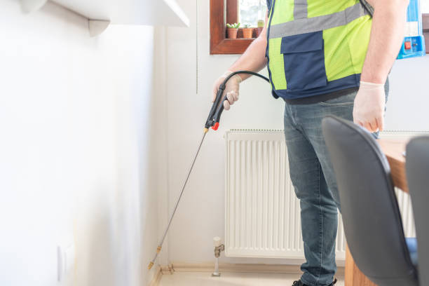 Best Exterminator Services  in Emigsville, PA